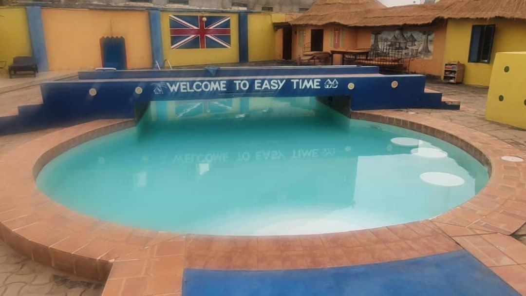 Easy Time Lodge Kololi Exterior foto