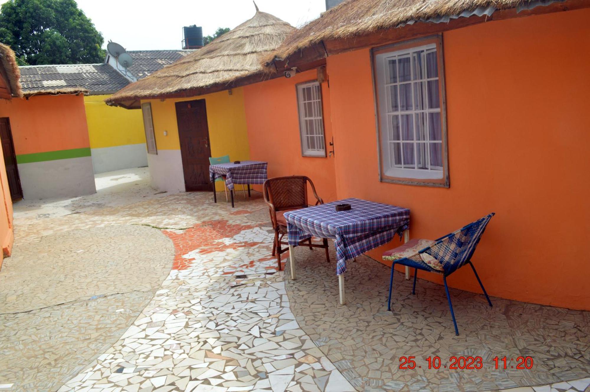 Easy Time Lodge Kololi Exterior foto